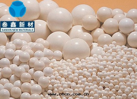 99氧化(huà)鋁(lǚ)研磨球